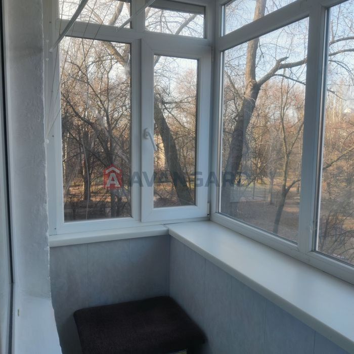 Двухкімнатна кватира на Космосі