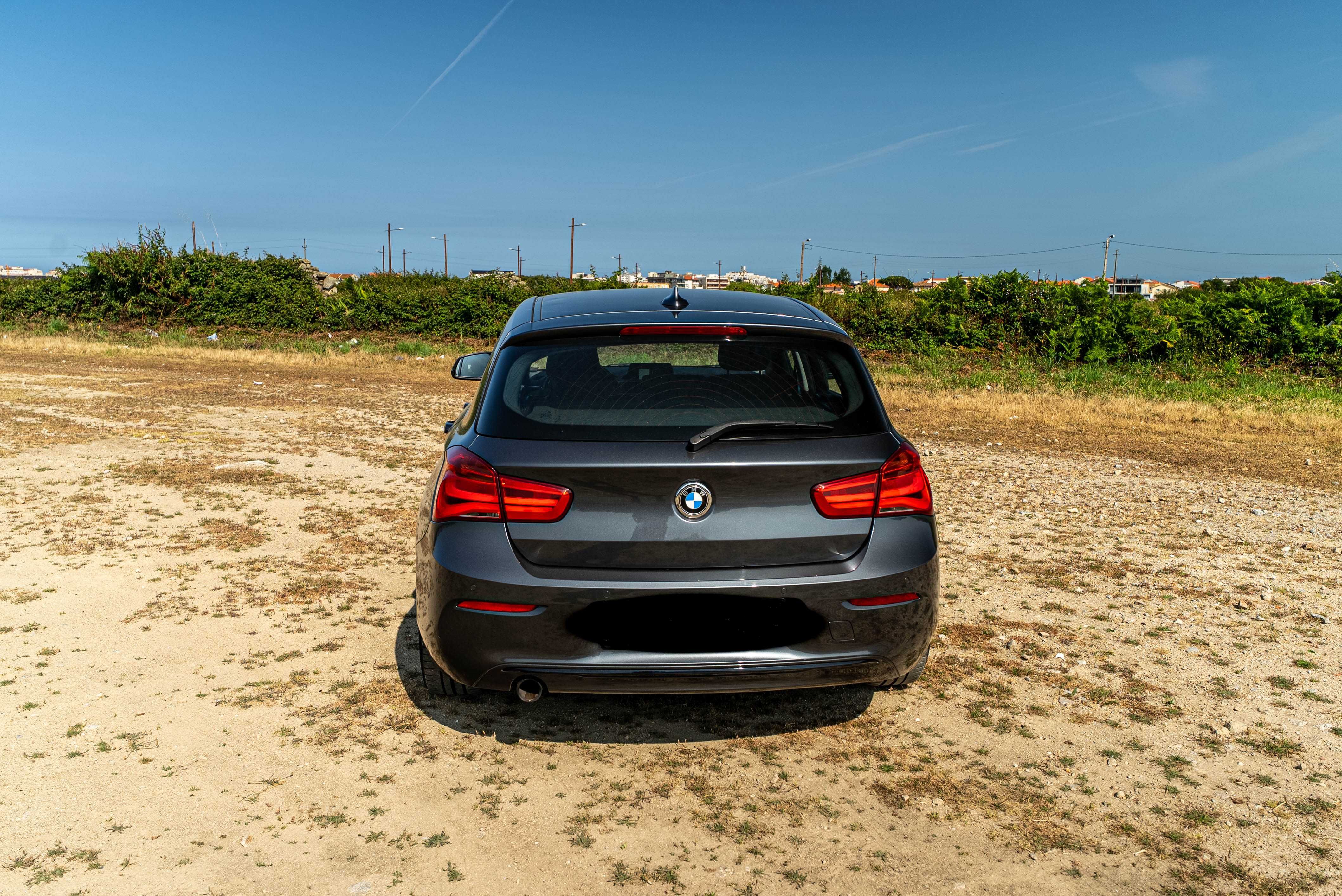 BMW serie 1 Line Sport Caixa Automática