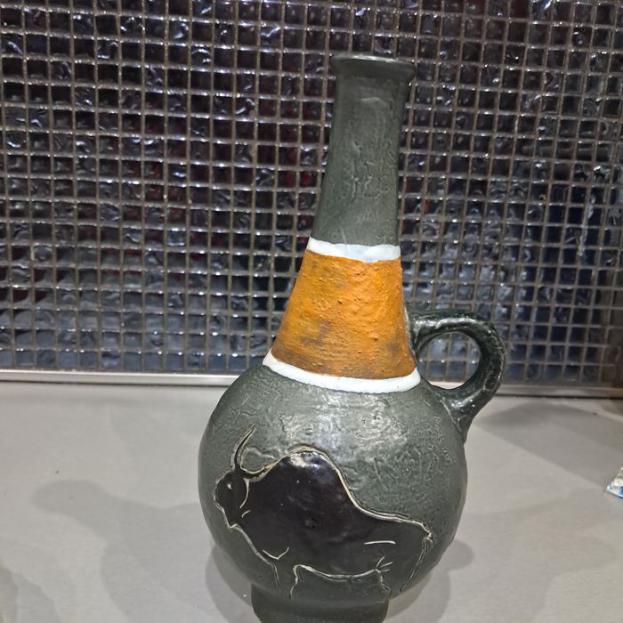 Vintage- stary ceramiczny dzbanek