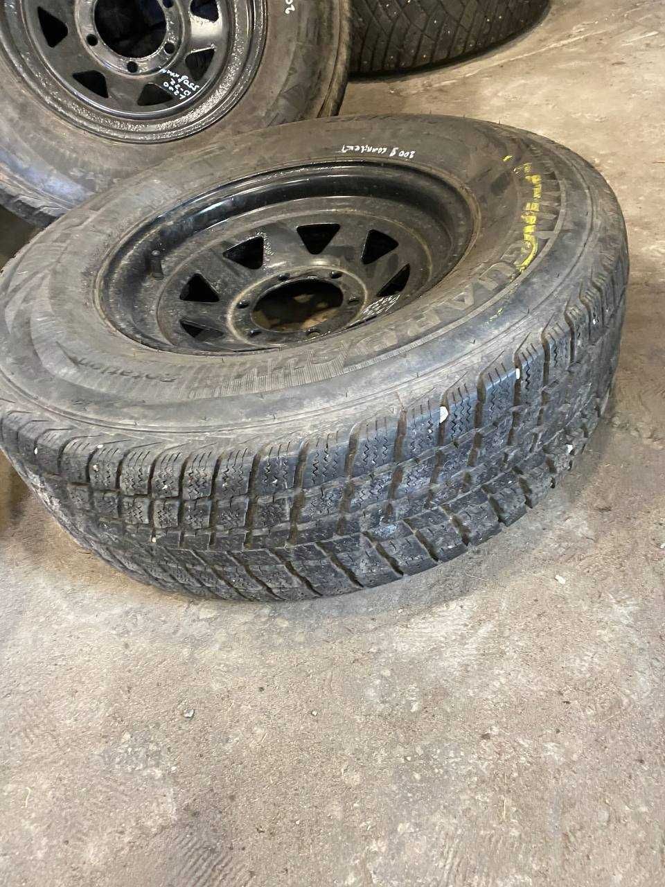 Колеса 235/75 R15 6*139.7 шини Mitsubishi L200 Navara D22