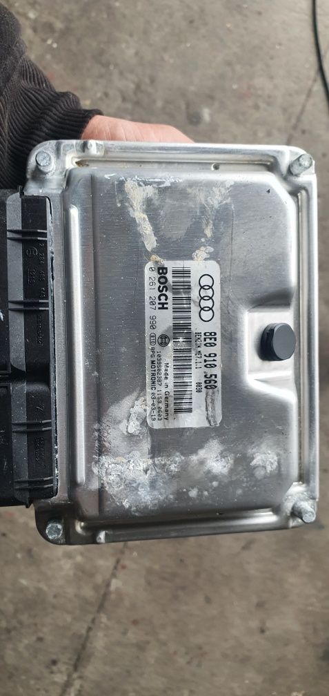 Sterownik komputer wiązka silnika komplet Audi s4 b6 4.2 BBK b7