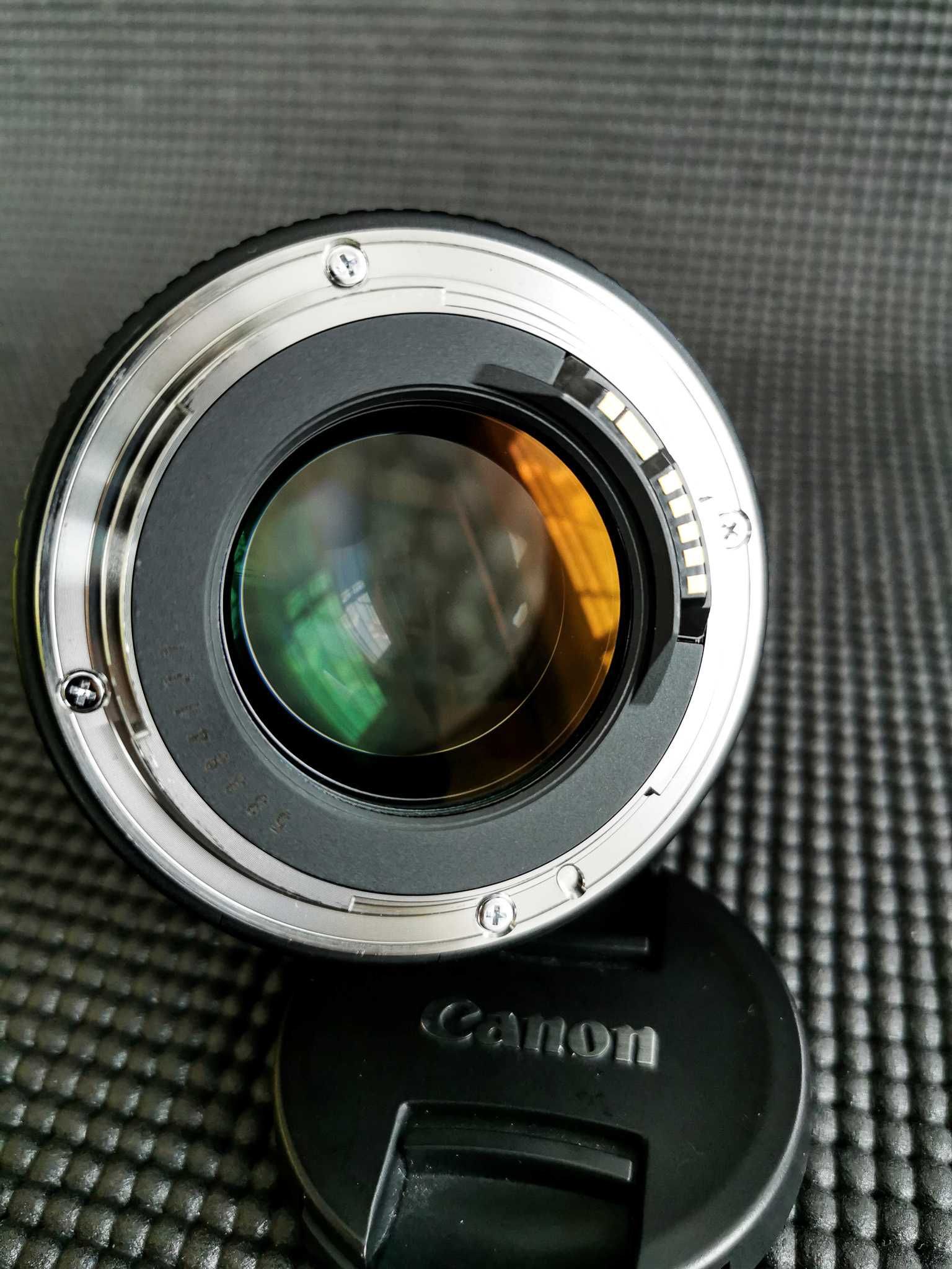 Obiektyw Canon EF 85mm f/1.8 USM mało używany