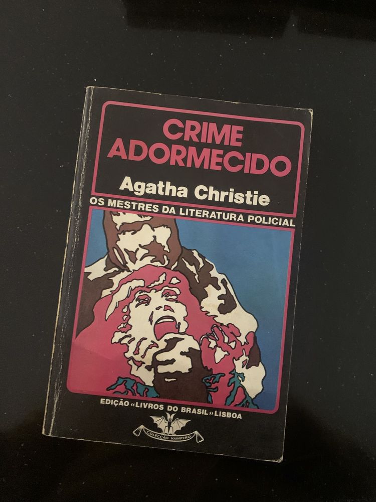 Livro - Crime adormecido – Agatha Christie