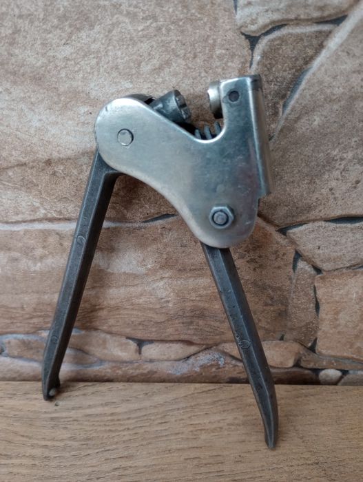 Plombownica z czasów PRL-u. Budopol- Kielce.