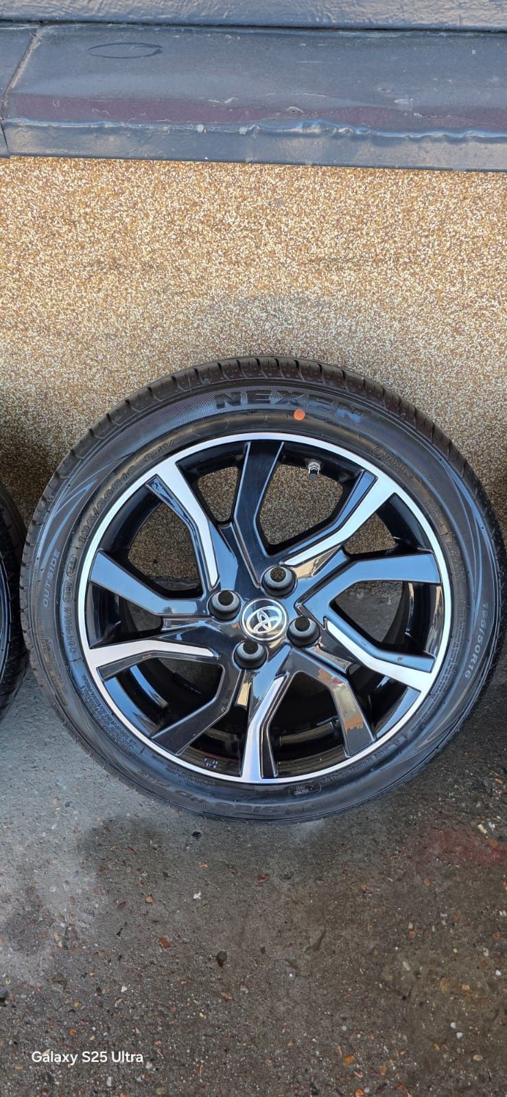 Toyota Yaris koła 16 195/50/16 Nexen nowe