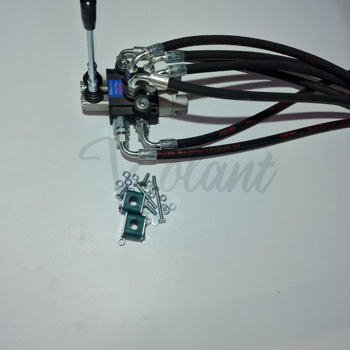 Rozdzielacz 2 Sekcyjny C-360 Zewnętrzny Hydrauliczny Od Dolnej Pokrywy