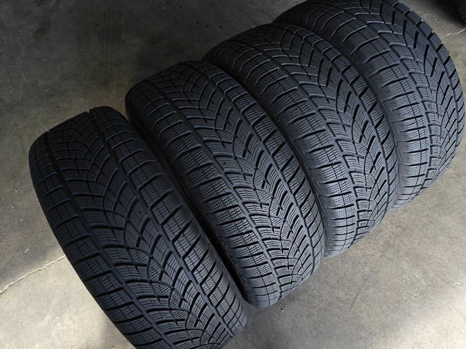 GoodYear Ultragrip Ice R17 265 65 зимові шини добрий стан