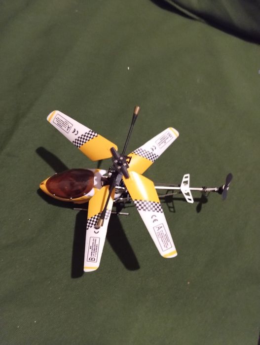 Helikopter na części