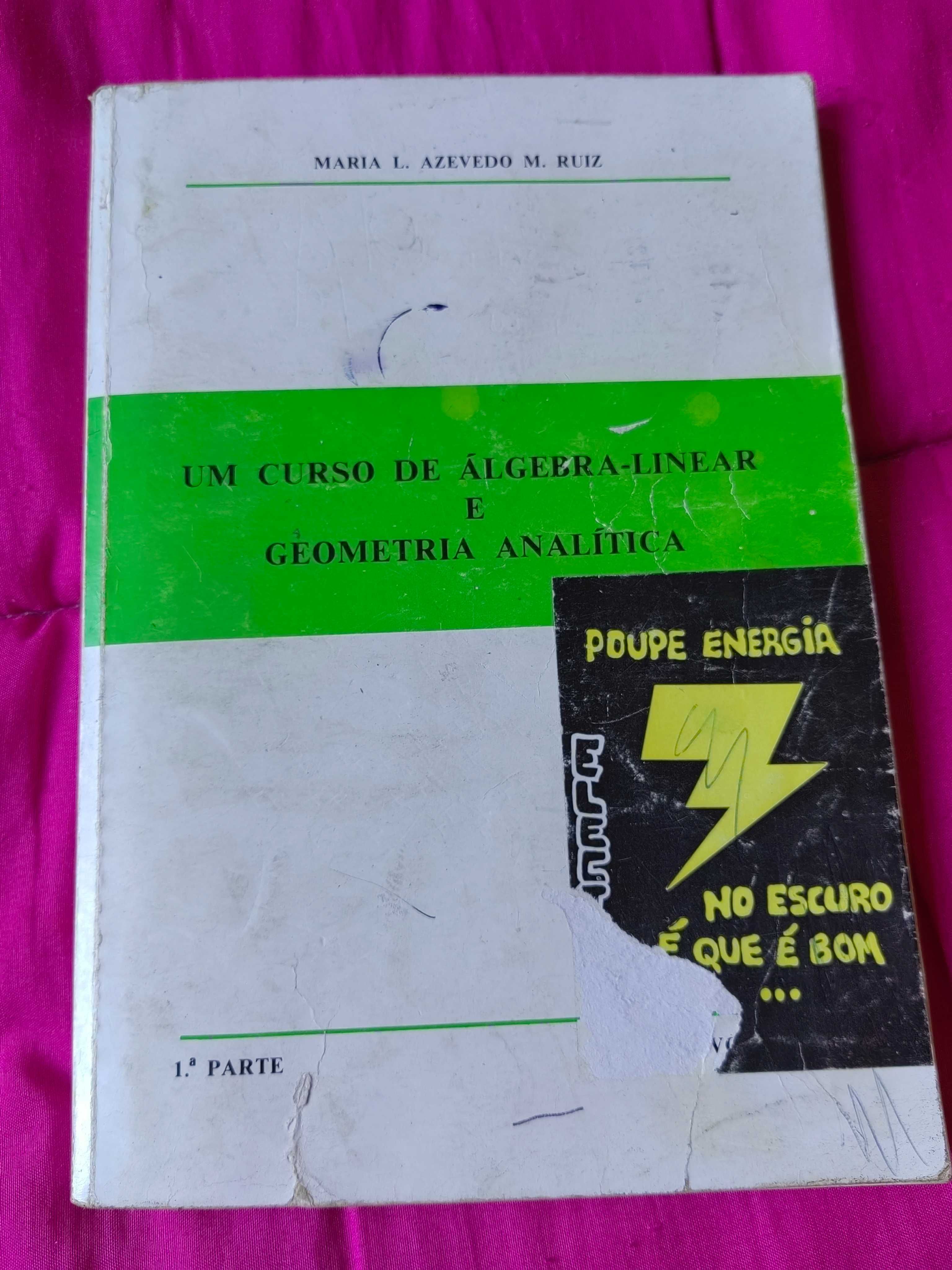 Livro universitário calculo e álgebra linear