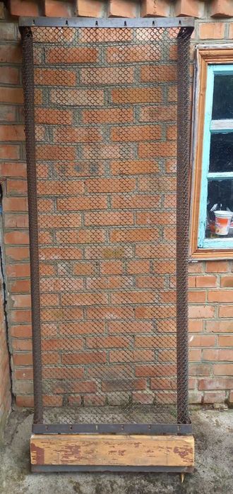 Металеве ліжко, односпальне, сітка