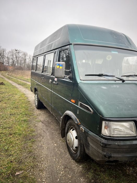 Продається пасажирський бус Iveco Daily 3510. 1997 .