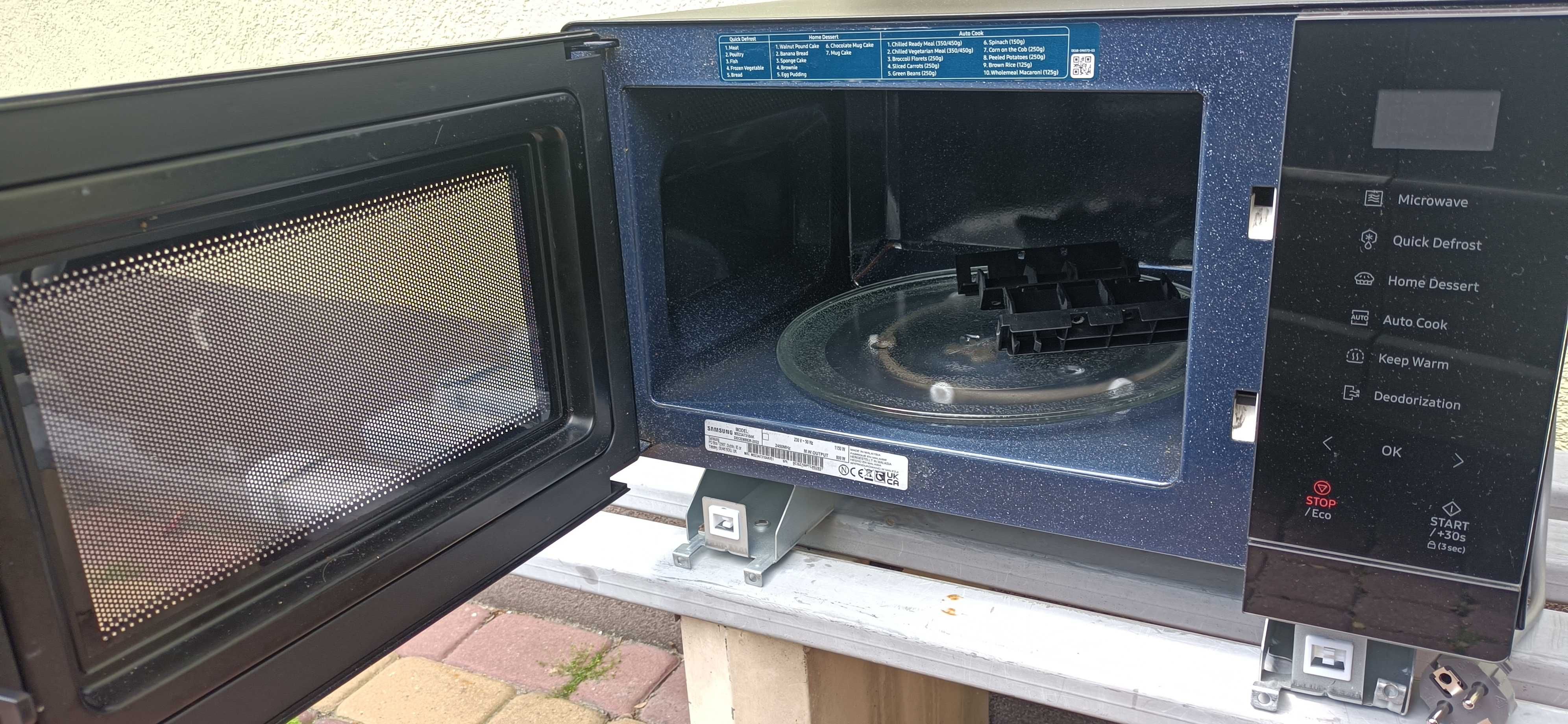 Kuchenka mikrofalowa Samsung MS23A7318AK do zabudowy