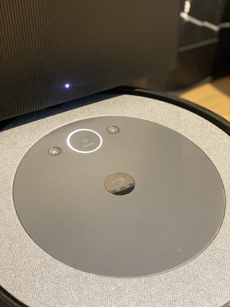 iRobot Roomba i5 + + stacja dokująca gwarancja do 13.03.2026