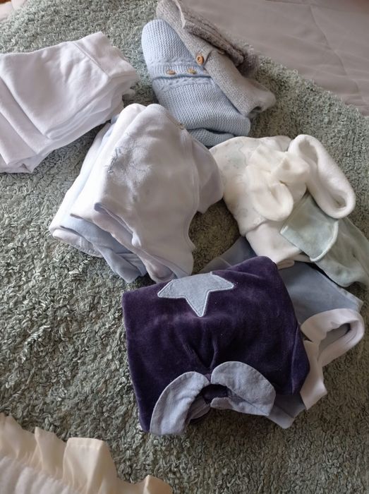 Conjunto roupas bebé