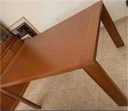 Mesa de Jantar cor cerejeira com 6 cadeiras