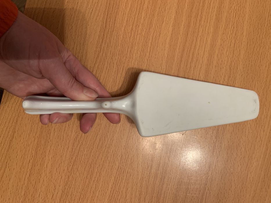 Лопатка для торта новая