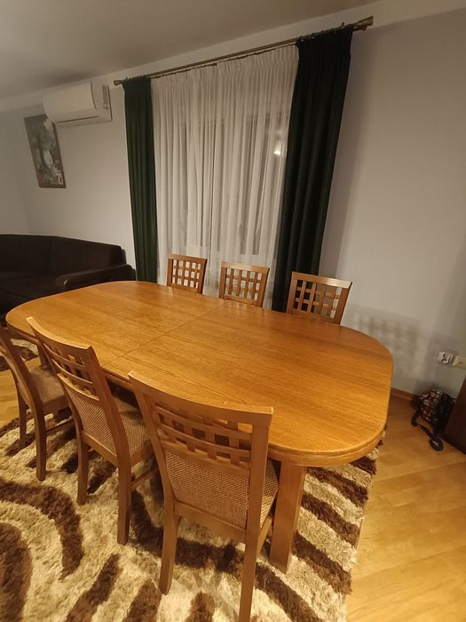 Stół dębowy z 6 krzesłami