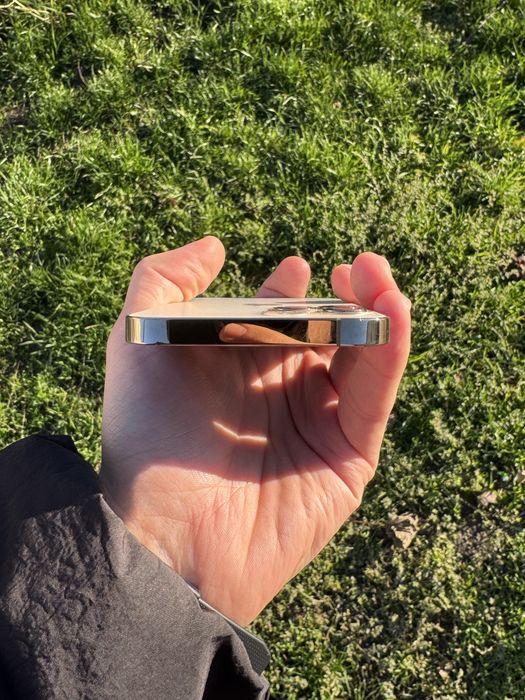 iPhone 12 Pro 128 GB — у відмінному стані