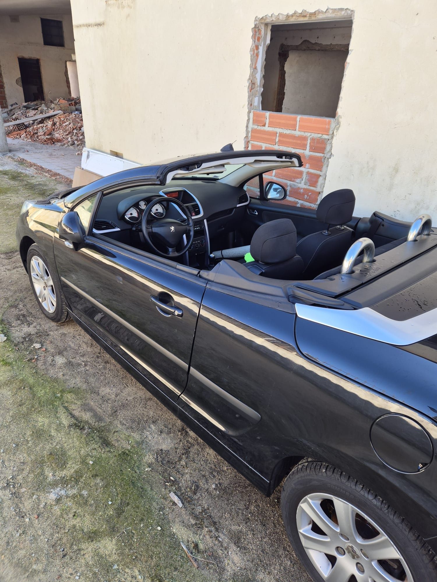 Peugeot 207 cc 1.6 HDI