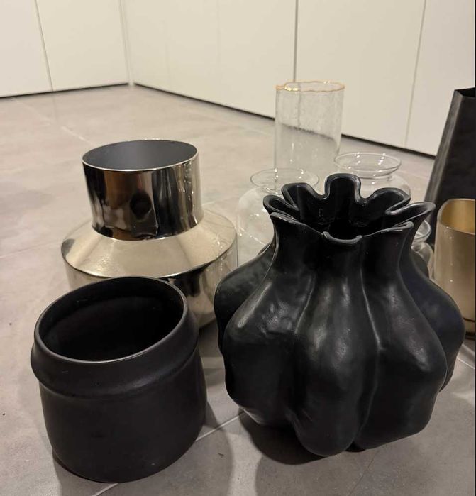 assortments of 14 vases (sortimentos de 14 vasos)