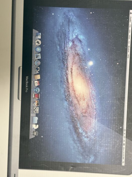 Macbook pro okazja! W pelni sorawny