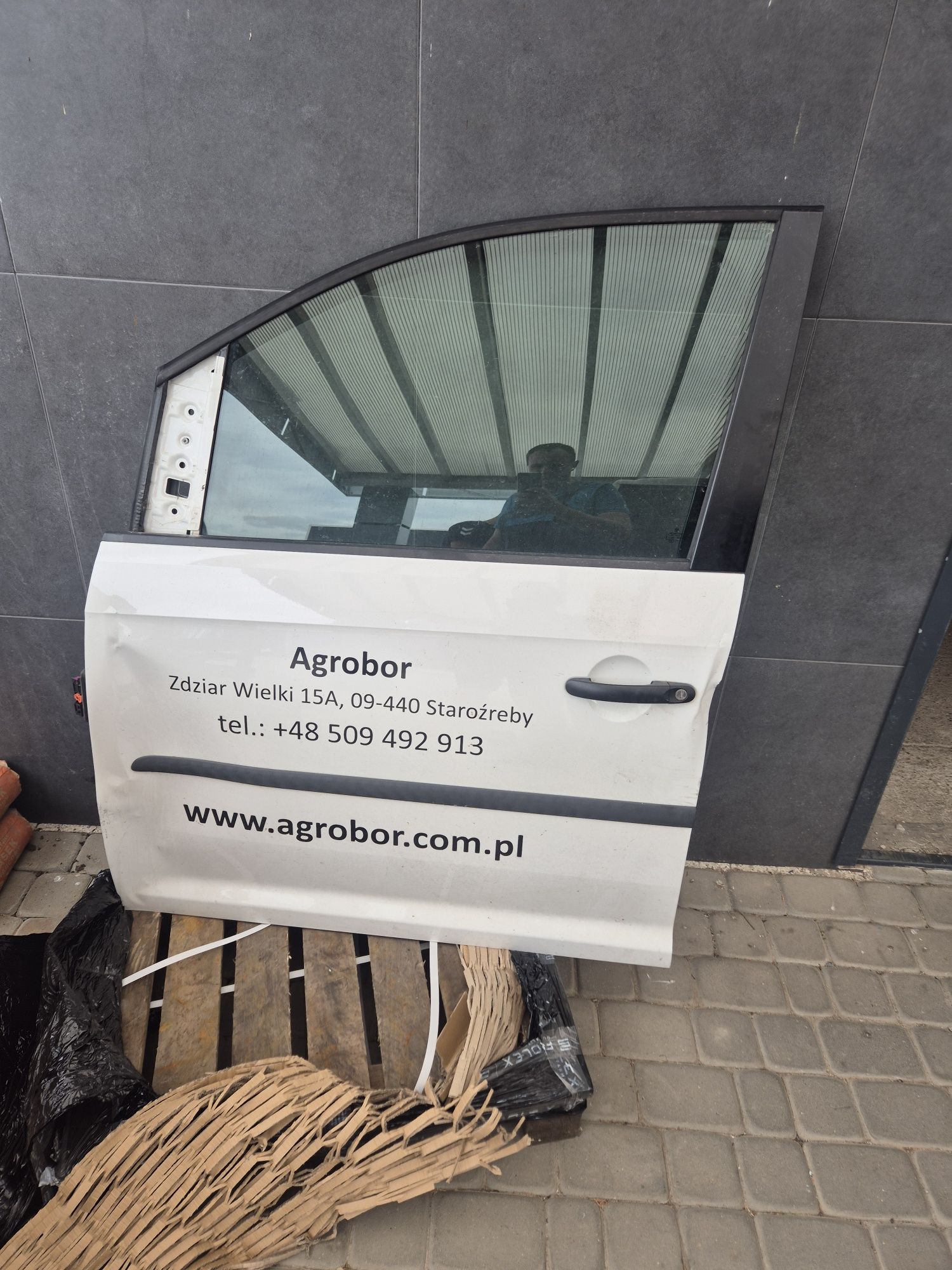 Drzwi volkswagen caddy lewe przednie
