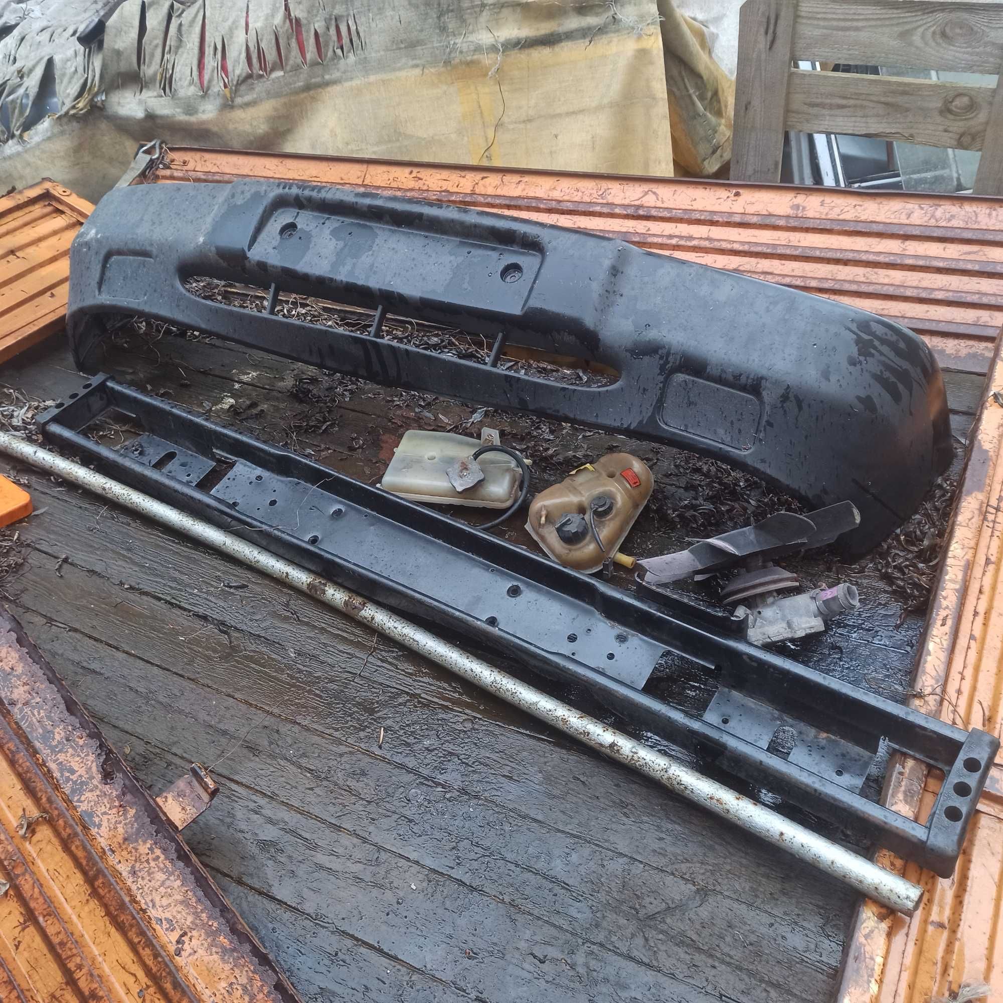 Zderzak wspomaganie części           i Lublin3 Daewoo
