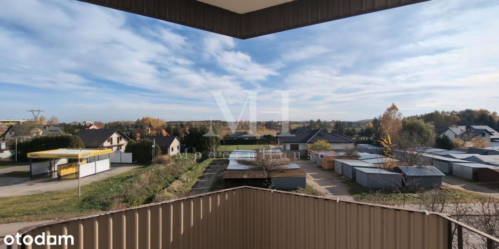 Mieszkanie przy głównej drodze miasta 1999r cegła