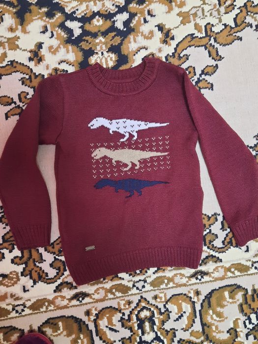 Майже нові светрики для хлопчика