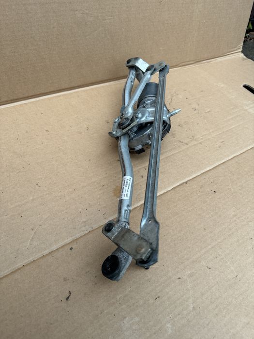 Audi A3 8P Mechanizm wycieraczek Silniczek Przedni Przód