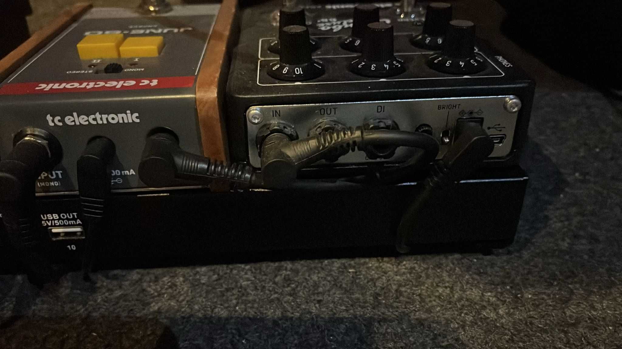 tc electronic Combo Deluxe 65' Preamp DI - Pedal guitarra