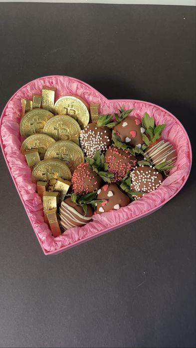 Подарунковий набір шоколаду з Bitcoin