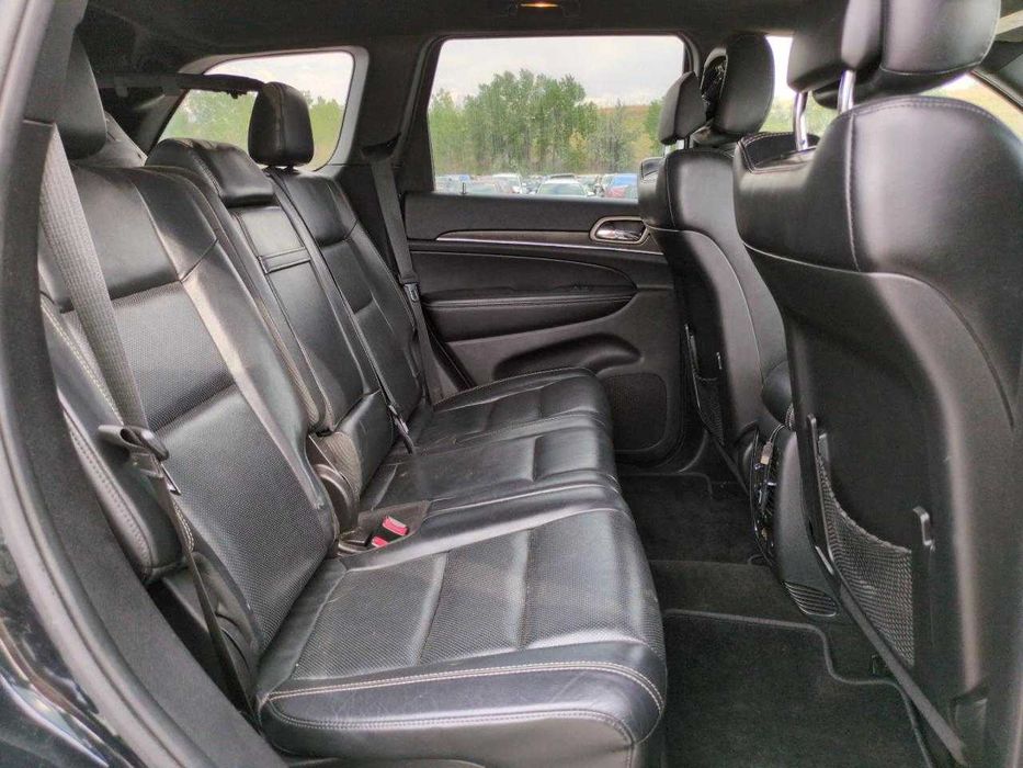 Jeep Grand Cherokee Limited 2015 .