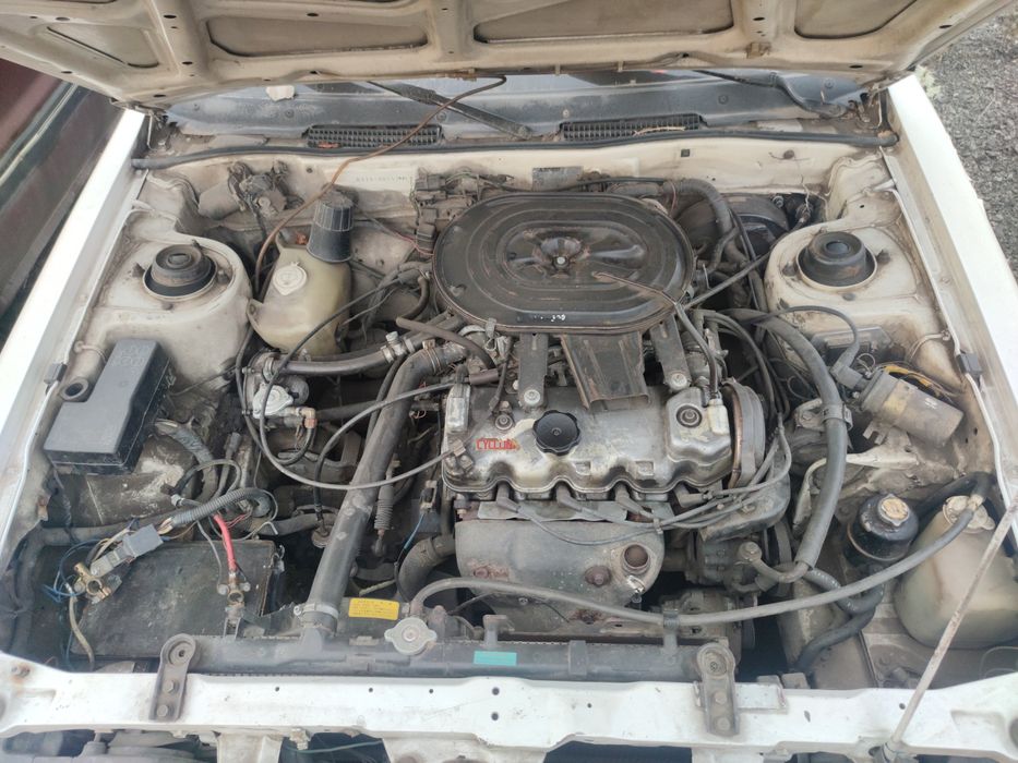 Запчастини до двигунів 4G63 4G37 4D65td Mitsubishi Galant E3