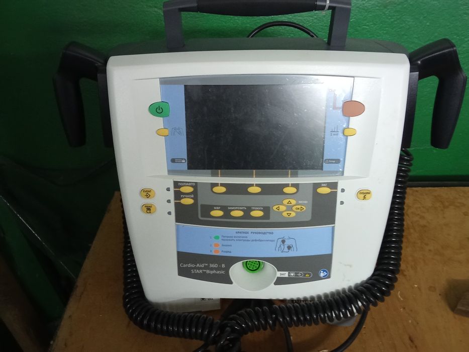 Продам дефібрилятор Cardio -aid 360  B