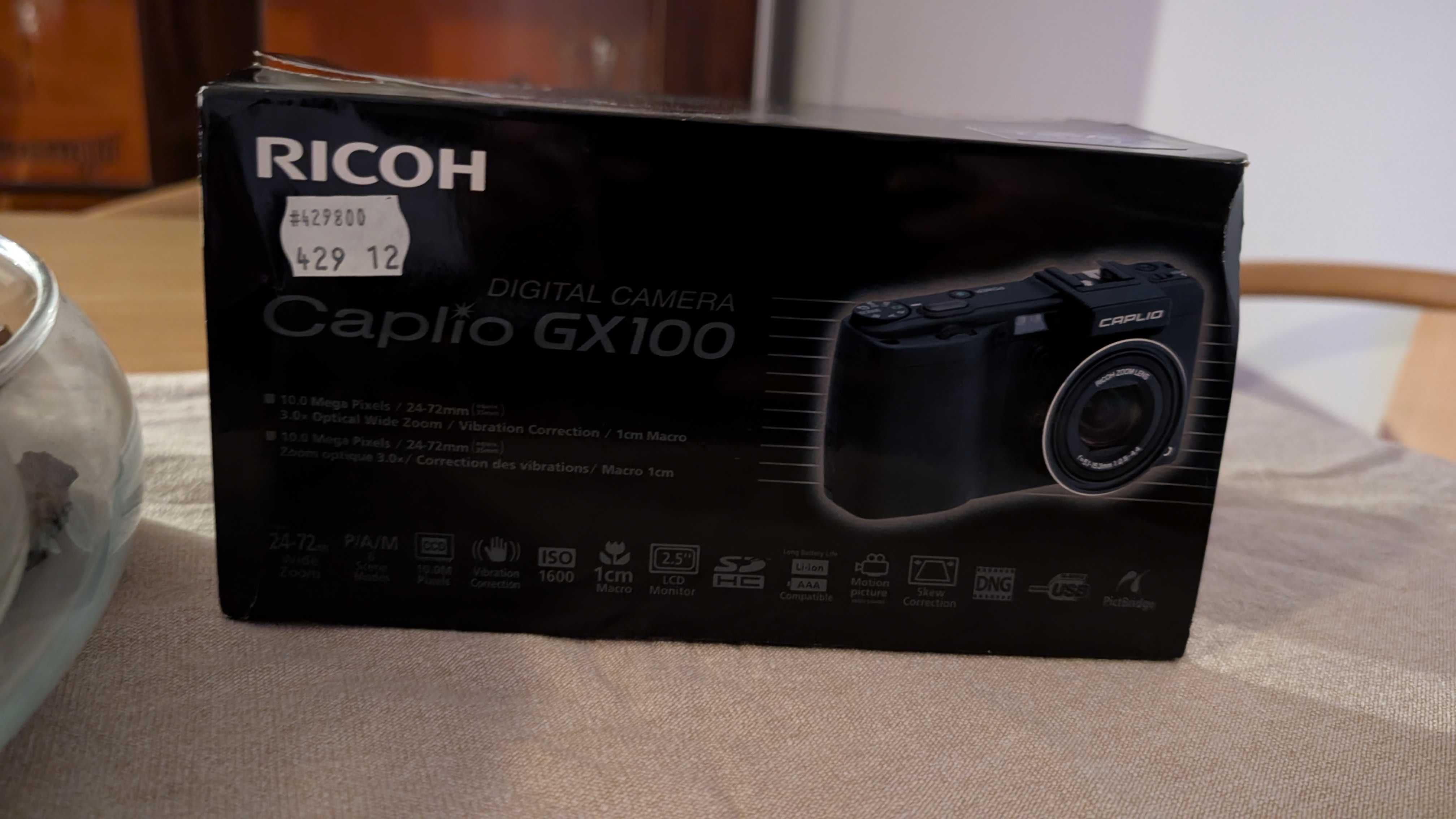 RICOH GX100 10.0 MP Digital Compact Camera w/ VF-1 Finder