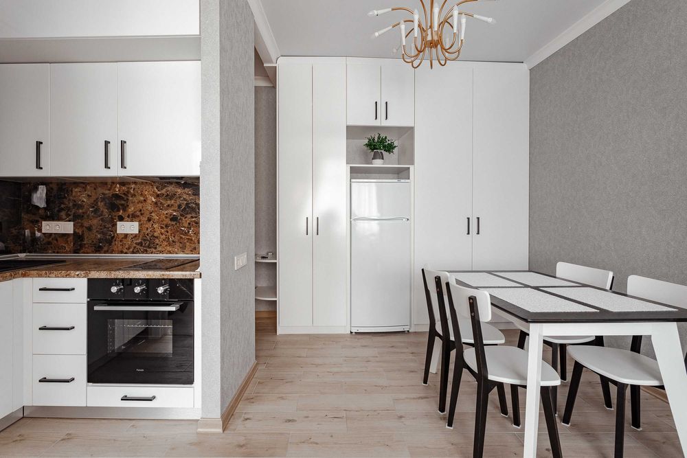 Сдам 2х комн квартиру 32 Жемчужина, без выселения на лето