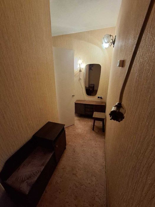 Продам 2 комнатную квартиру на Рабочей