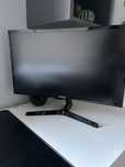Monitor Samsunung zakrzywiony ekran 24’’