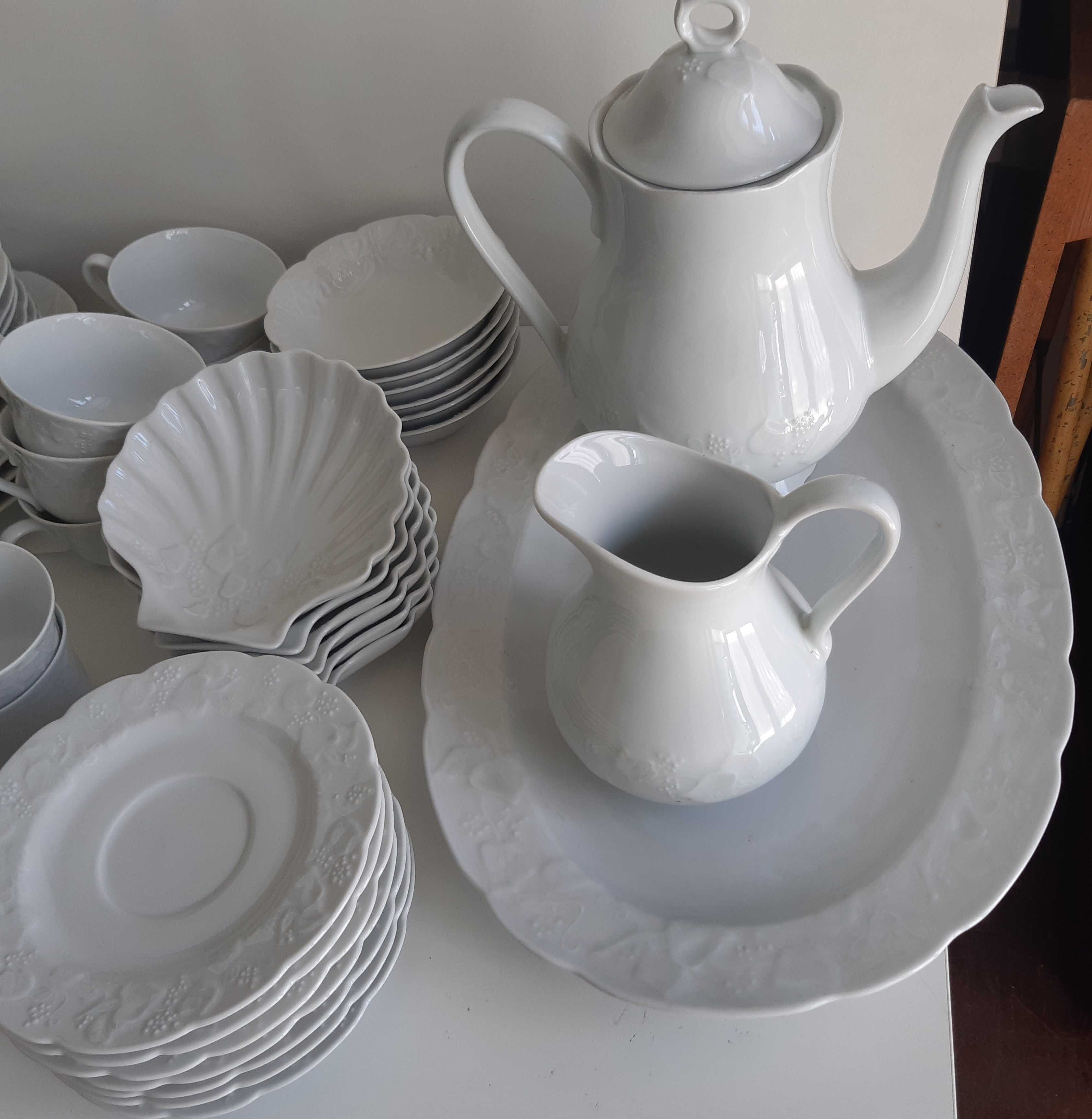 49 Peças Porcelana Lierre Sauvage CNP Serviço Branco Relevos Floridos