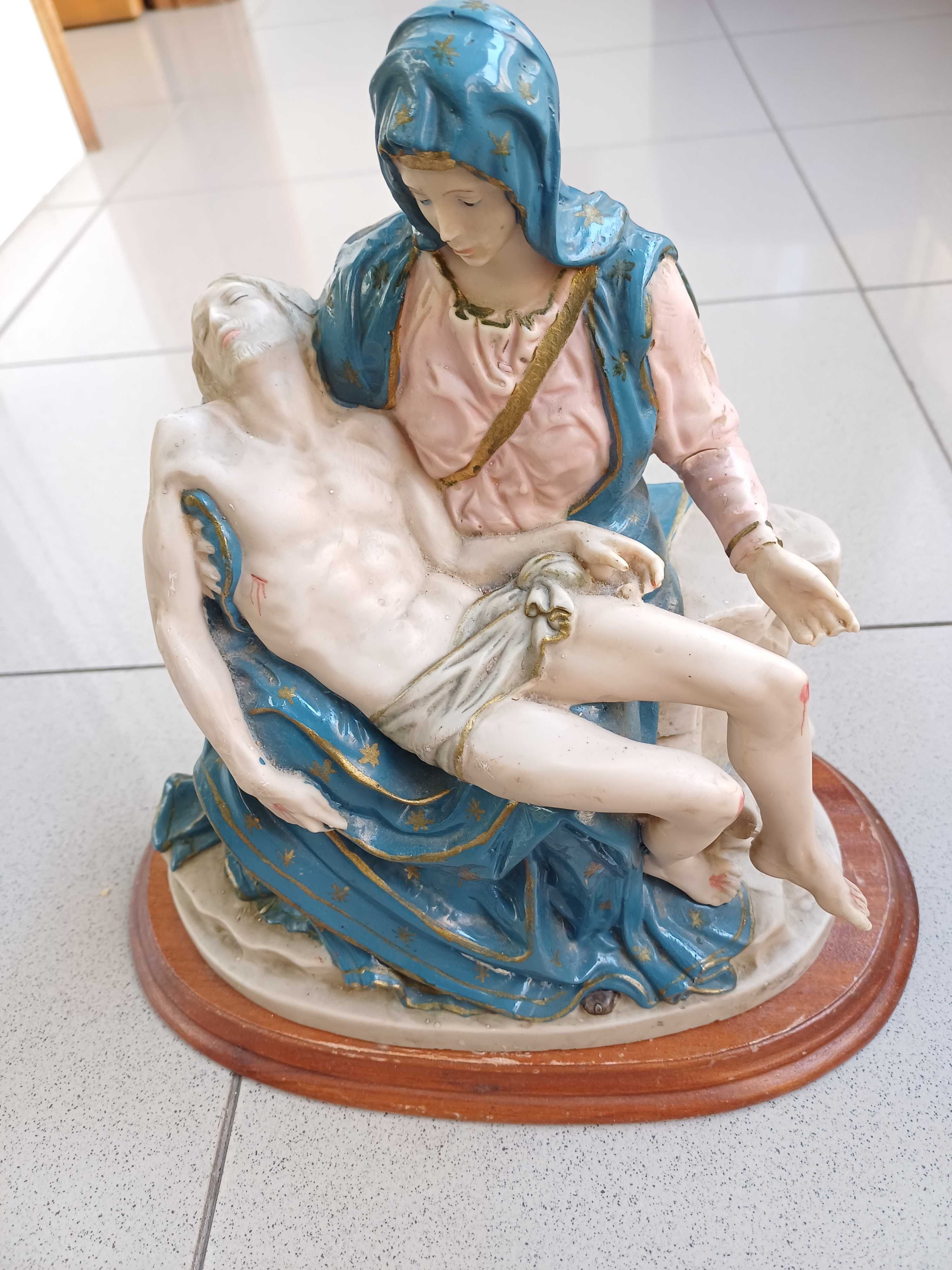 Estatuetas decorativas em marfinite