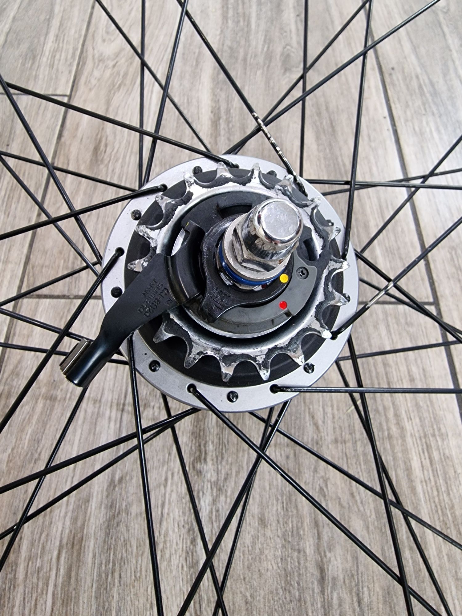 Koło do roweru tylne 28 cali Shimano Nexus 8