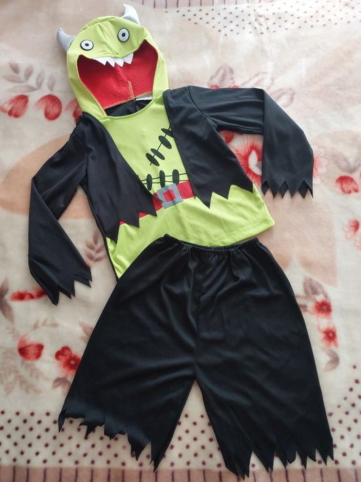 Strój Spidermana, 110