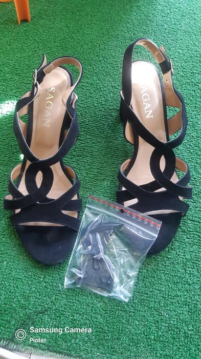 Sandały zamszowe sagan 38