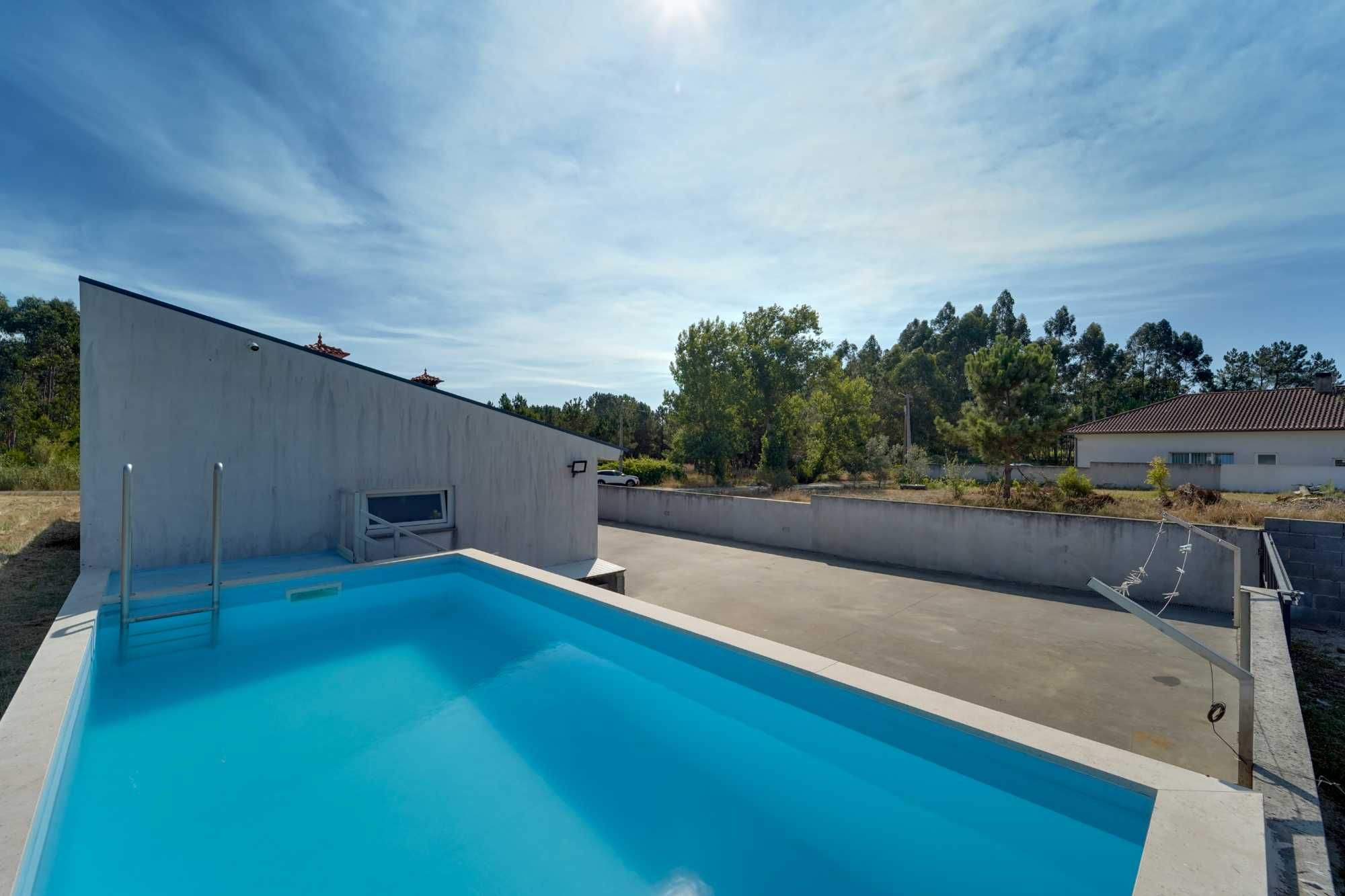 Moradia com piscina