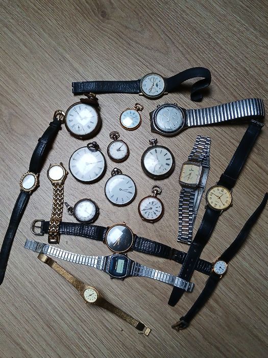 Vendo 18 relojos não estão a trabalhar