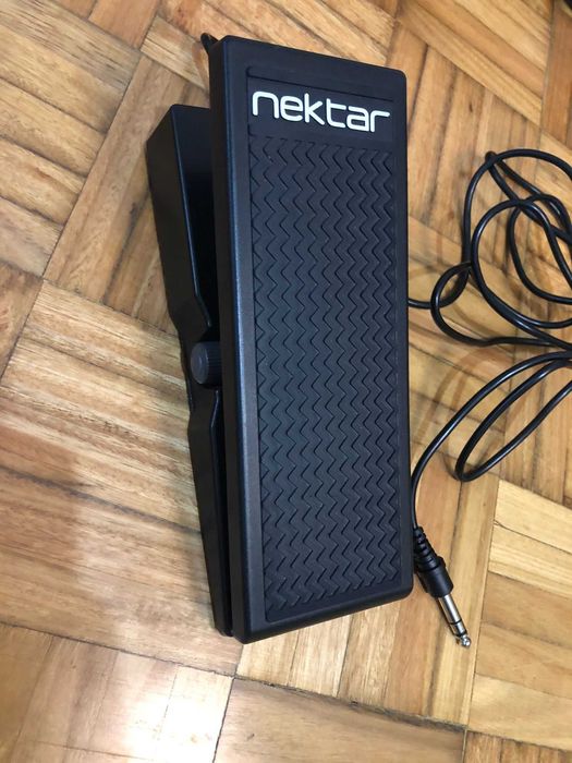 Pedal de expressão e volume como novo