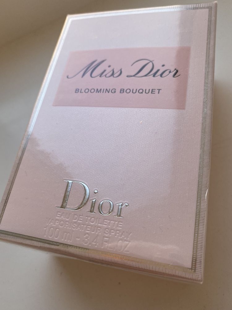 Мужская и женская туалетная вода Dior Sauvage, Miss Dior, оригинал