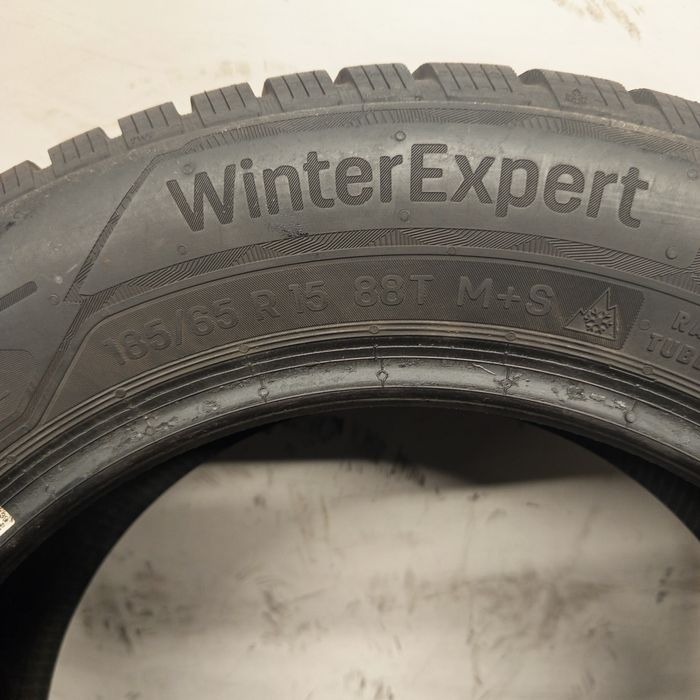 185/65R15 Uniroyal WinterExpert