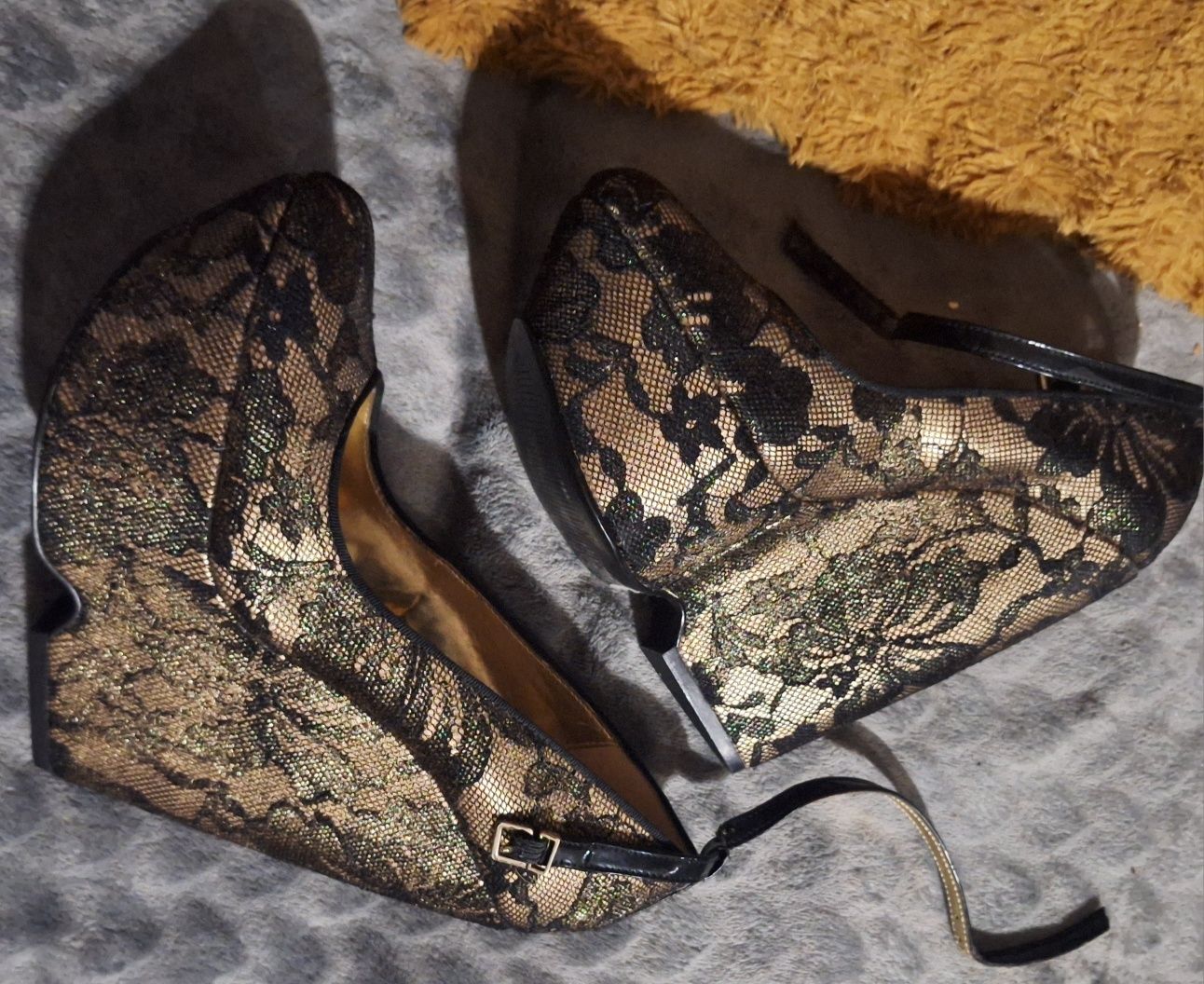 Aldo wysokie buty na koturnie size 37